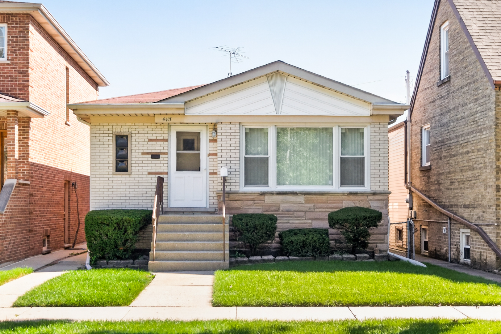 4117 N Olcott Avenue Property Photo 1