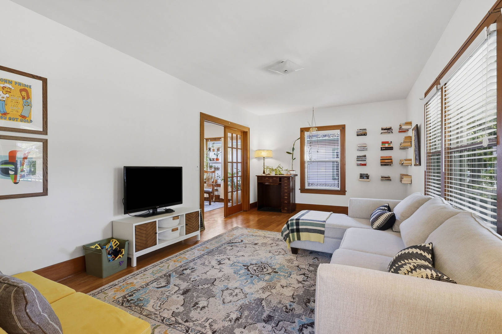 334 W Garfield Street Property Photo 4