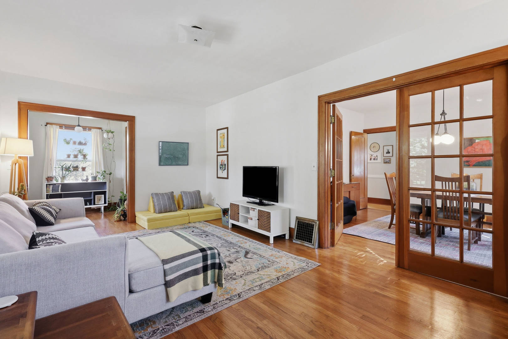 334 W Garfield Street Property Photo 5