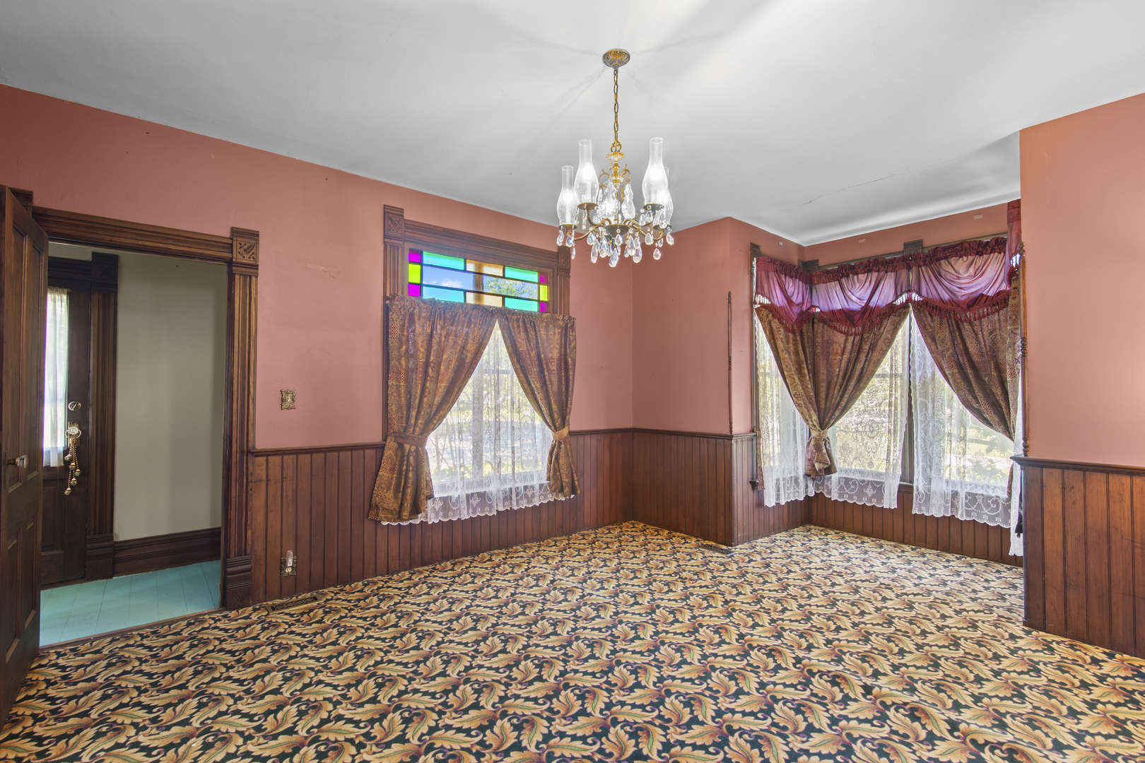 611 Chicago Road Property Photo 19