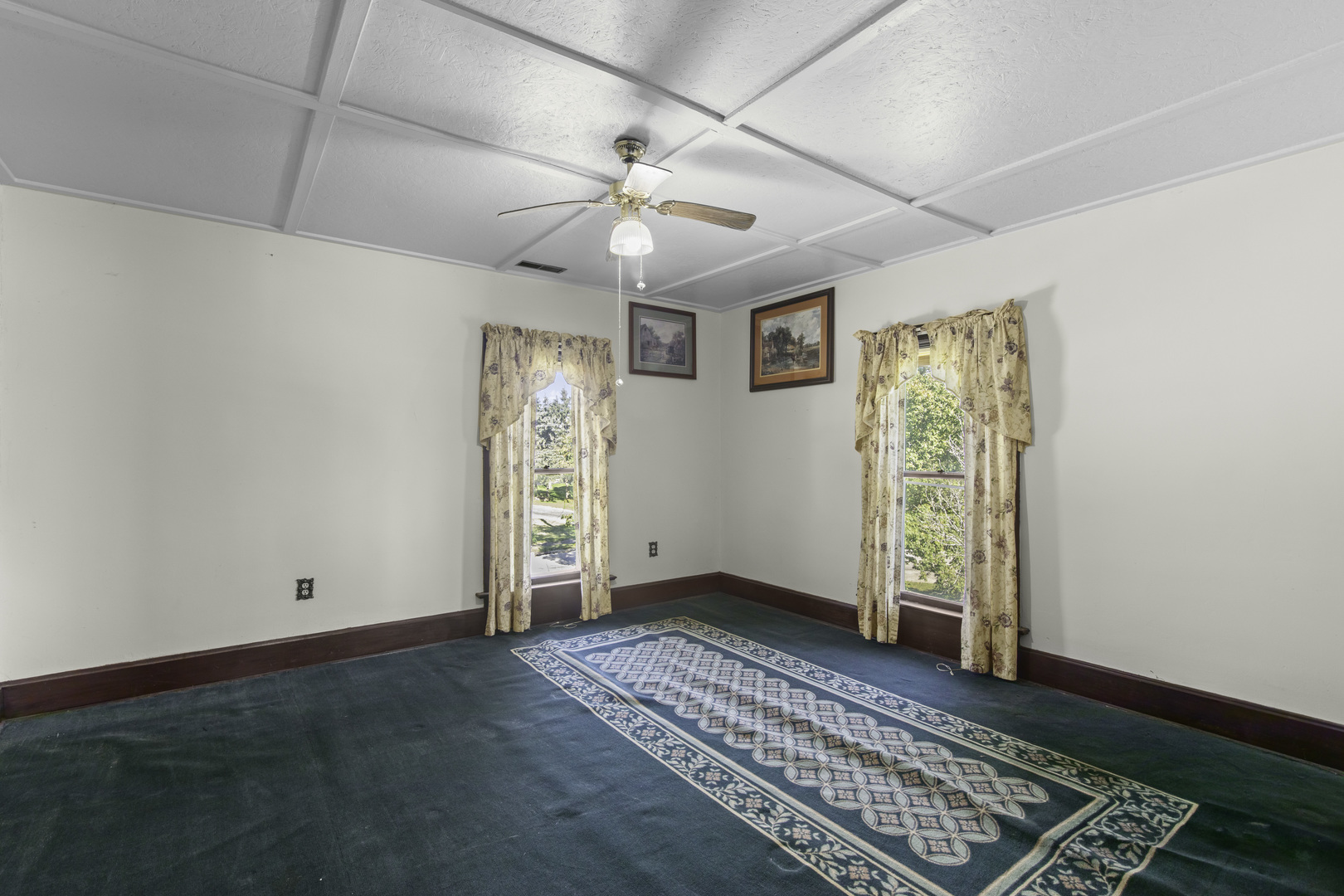 611 Chicago Road Property Photo 24