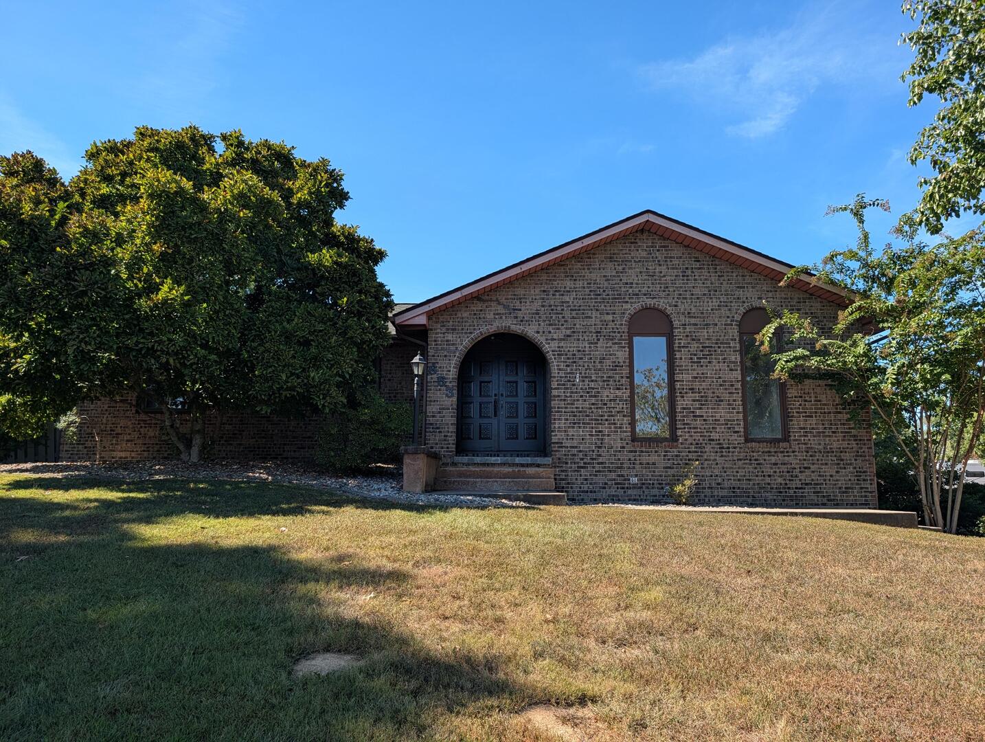 653 N Indian Hill Drive Property Photo 1