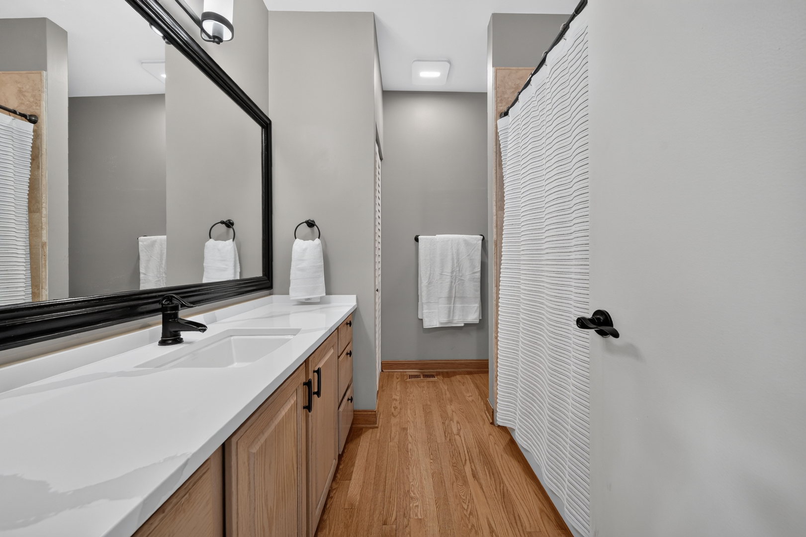1777 W Altgeld Street C Property Photo 11