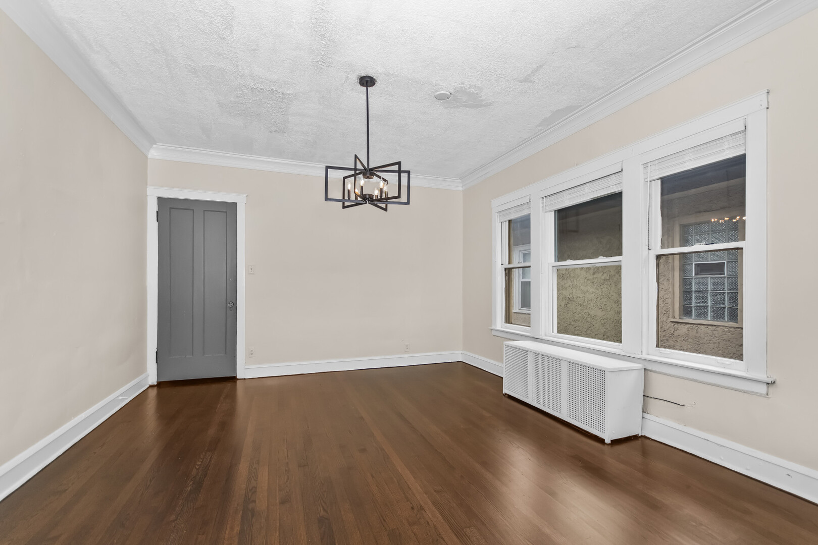 1126 N Humphrey Avenue Property Photo 5