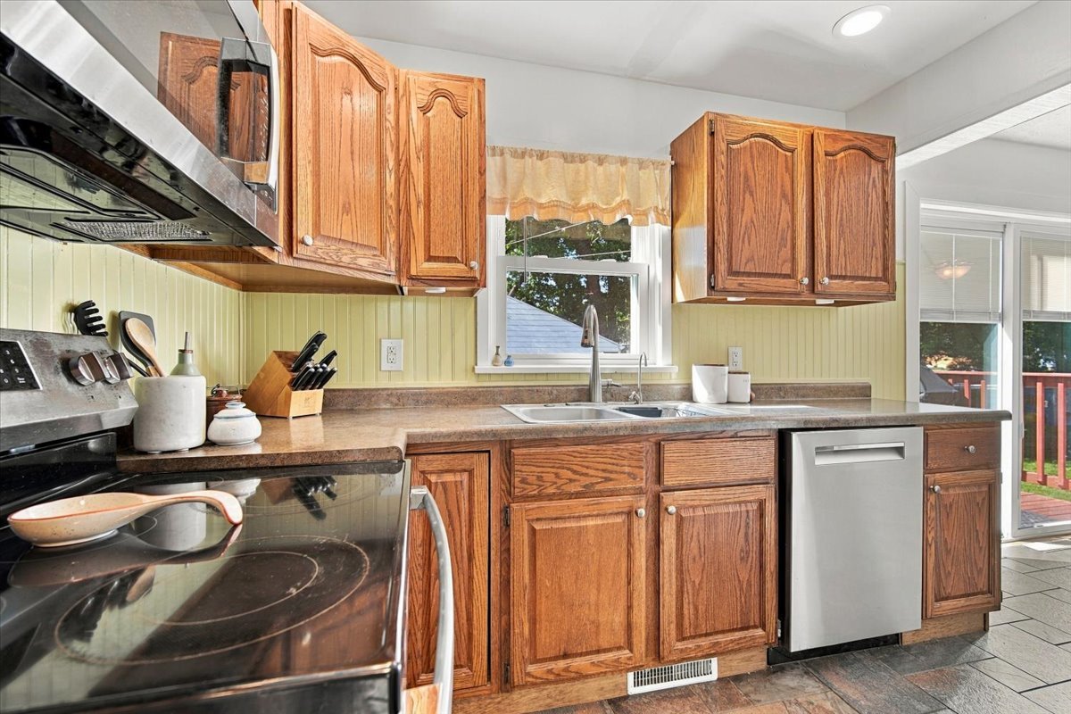 909 S Adelaide Street Property Photo 15