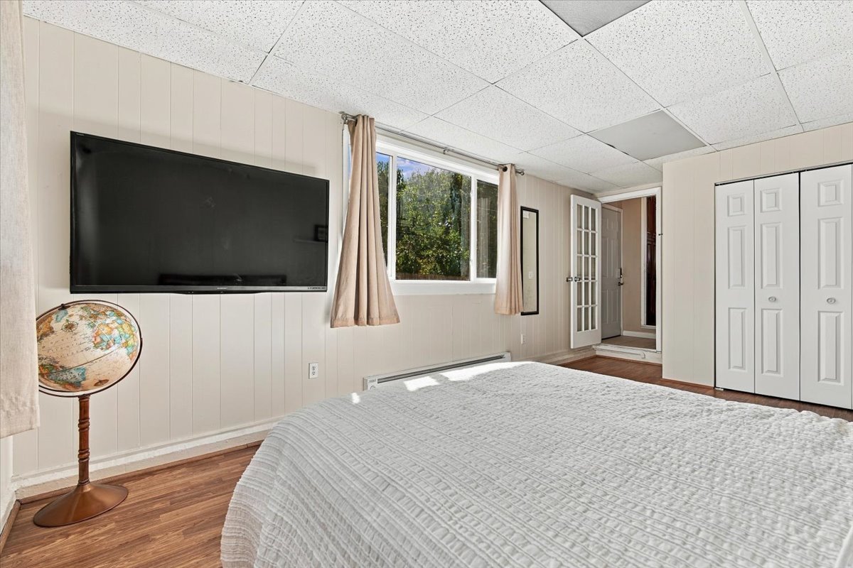 909 S Adelaide Street Property Photo 17