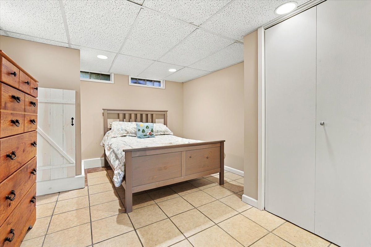 909 S Adelaide Street Property Photo 25