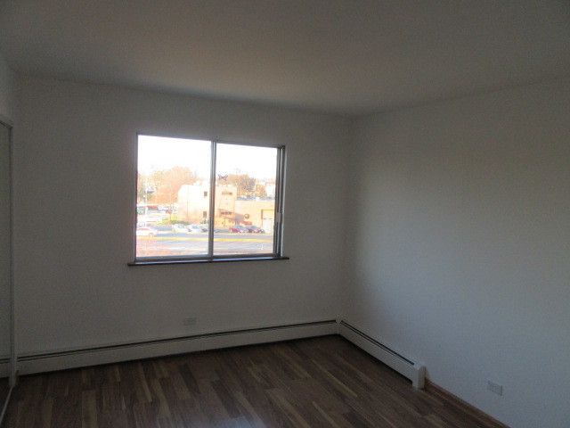 7650 W Altgeld Street 409 Property Photo 13