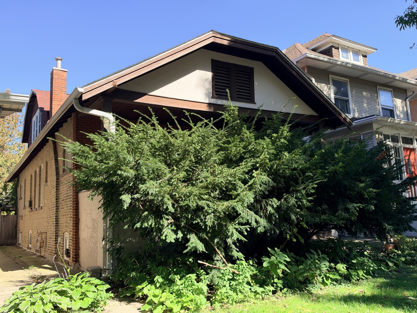2930 W Eastwood Avenue Property Photo 1