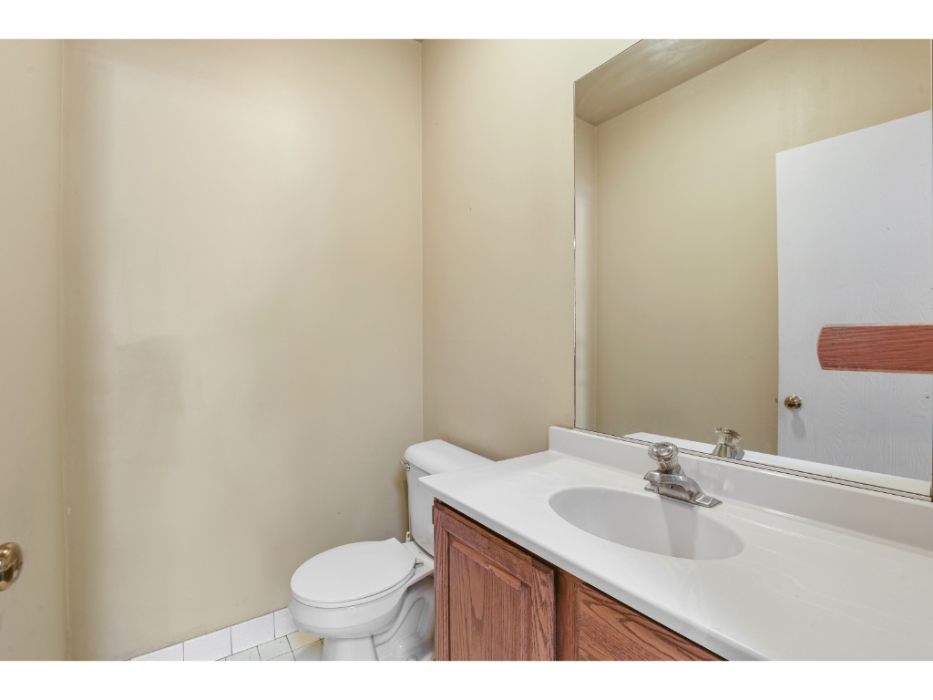 471 W Wise Road Property Photo 12