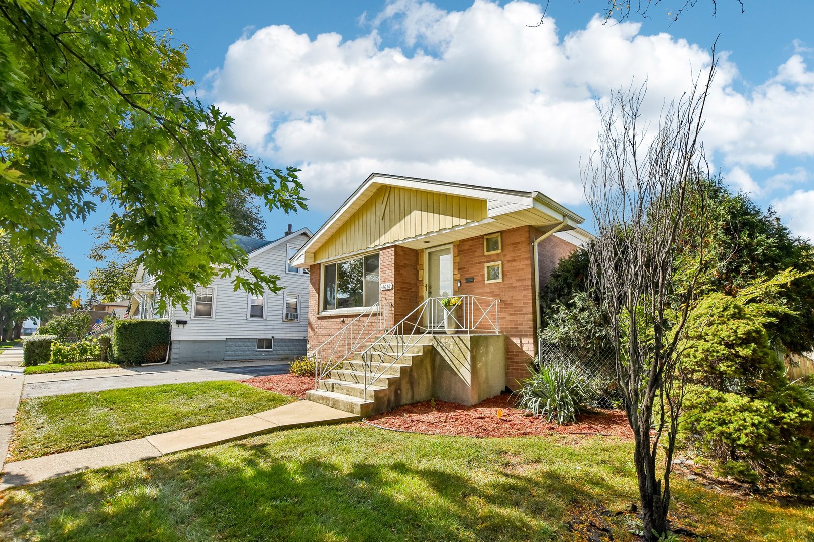 4610 Dubois Boulevard Property Photo 3