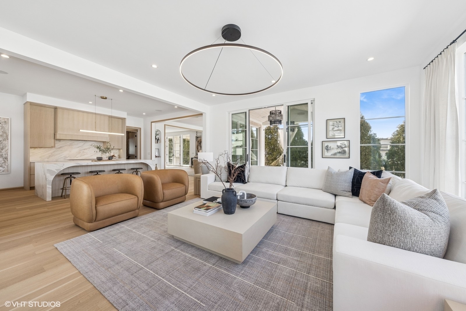 541 Kensington Court Property Photo 16