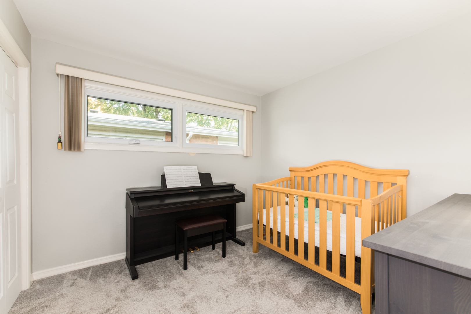 252 W Pleasant Hill Boulevard Property Photo 13