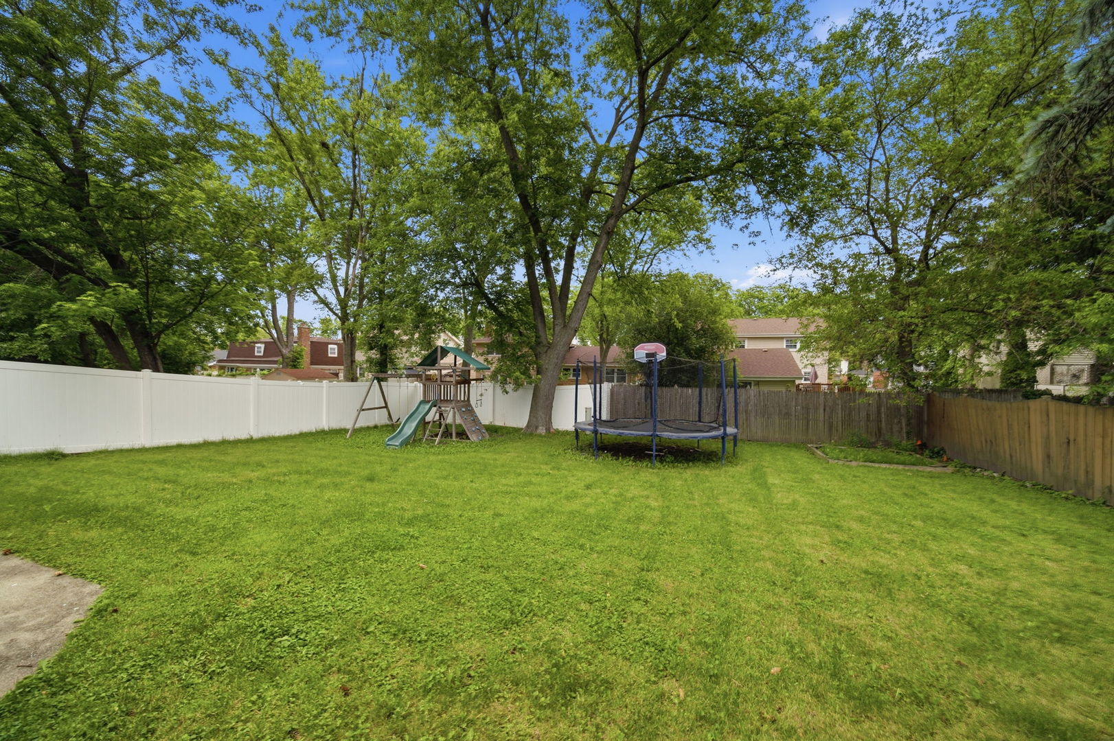 835 Maple Road Property Photo 25