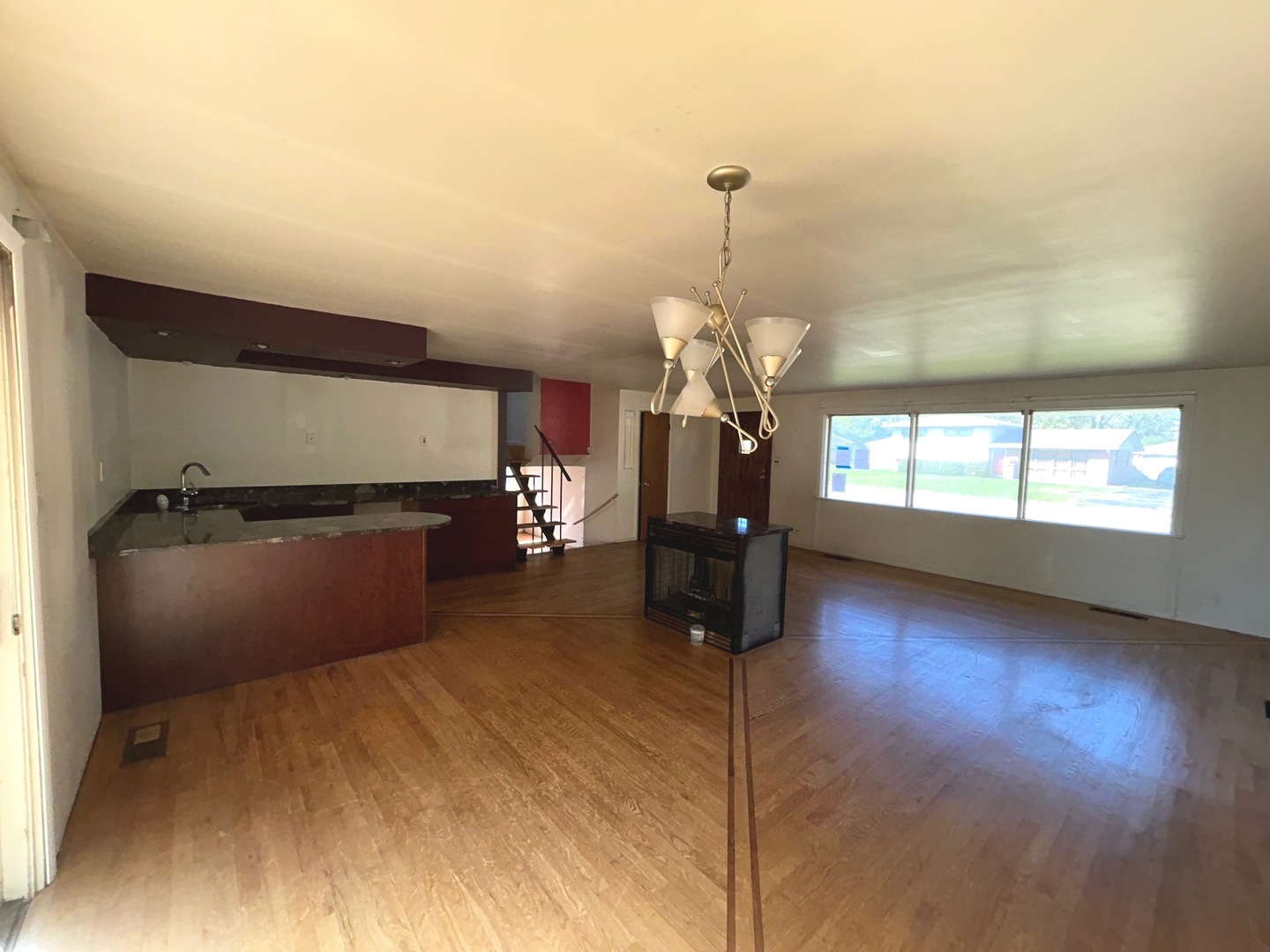 18941 Loretto Lane Property Photo 9