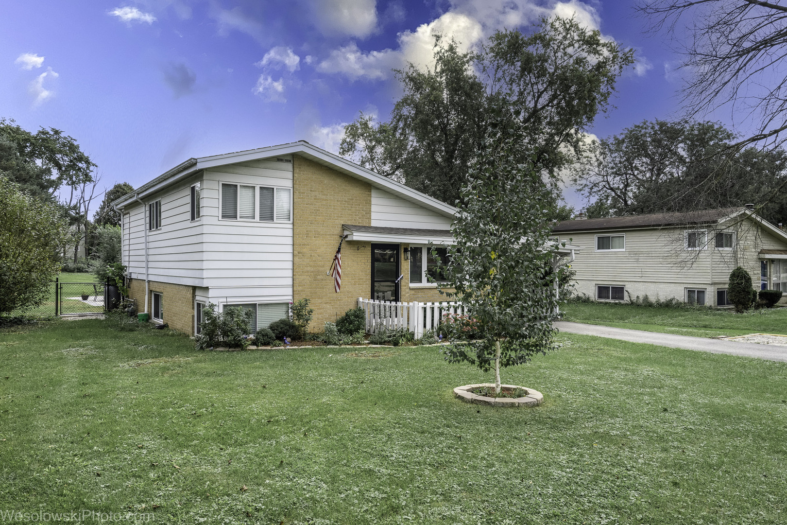 1n627 Park Boulevard Property Photo 2