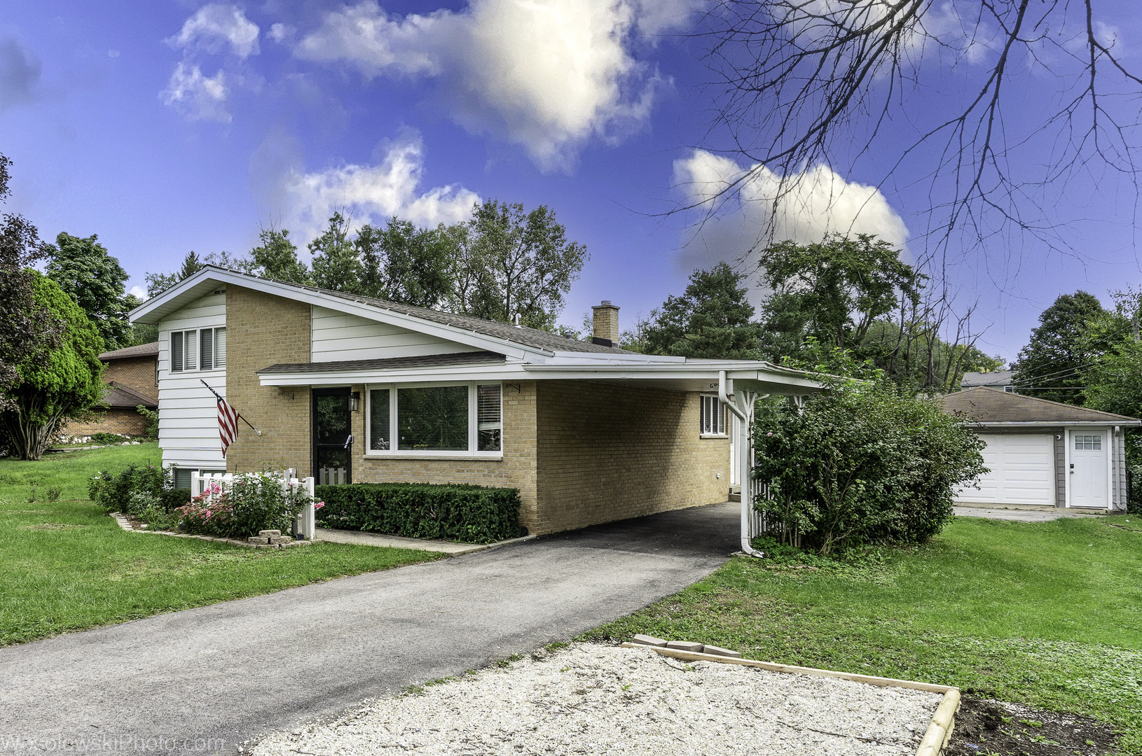 1n627 Park Boulevard Property Photo 3