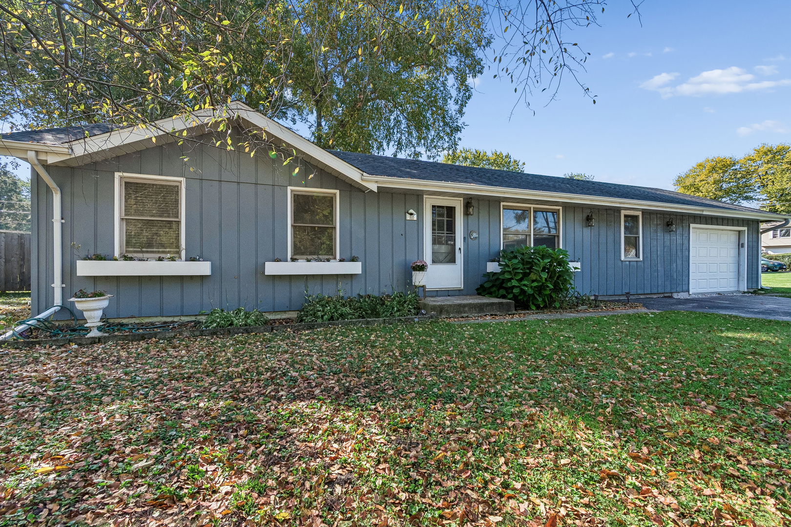 805 East Boulevard Property Photo 1