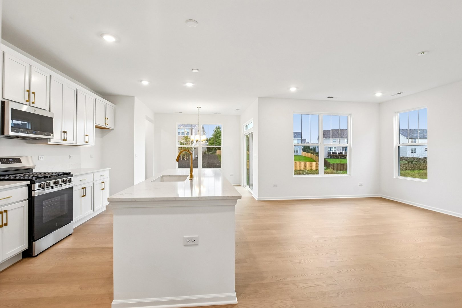 747 Alberta Avenue Property Photo 12