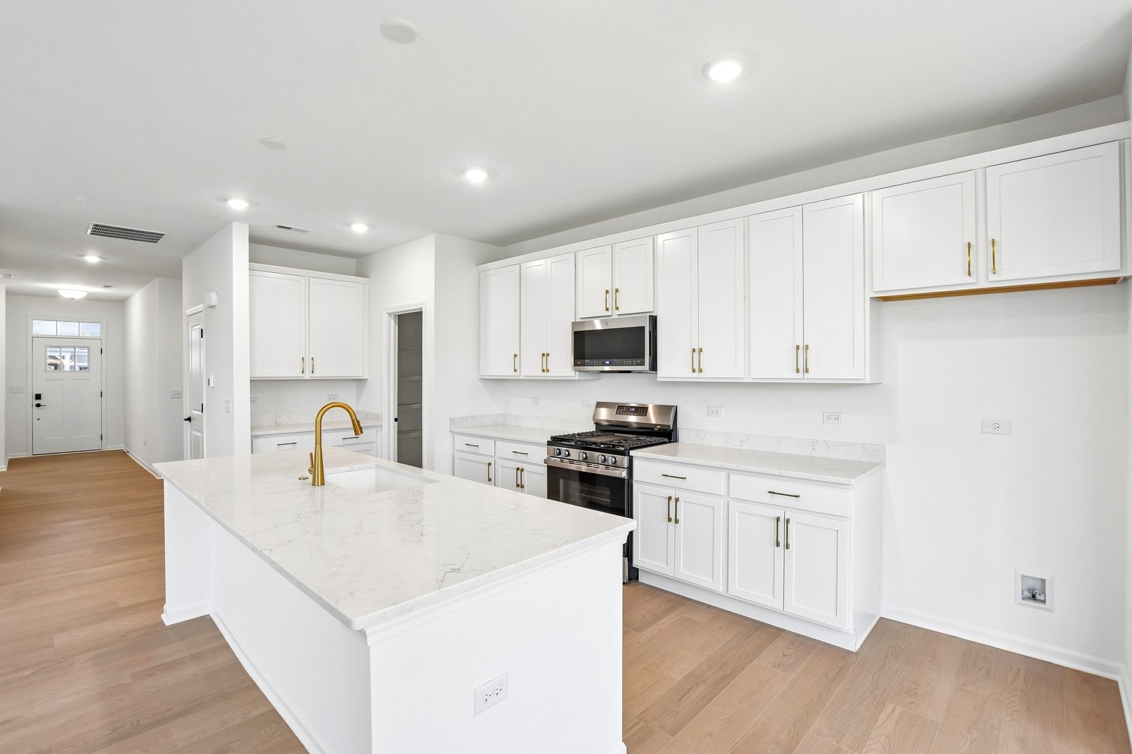 747 Alberta Avenue Property Photo 14