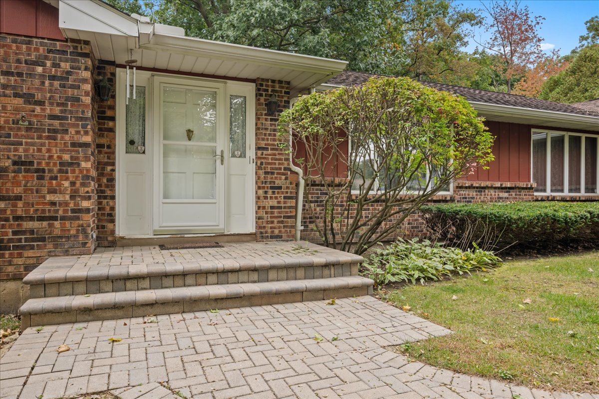 1300 Woodland Drive Property Photo 3