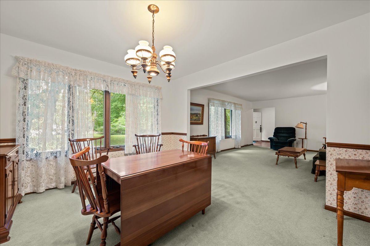 1300 Woodland Drive Property Photo 8