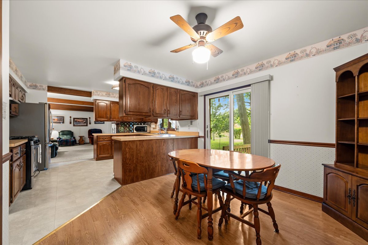 1300 Woodland Drive Property Photo 10