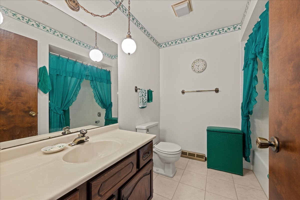 1300 Woodland Drive Property Photo 21