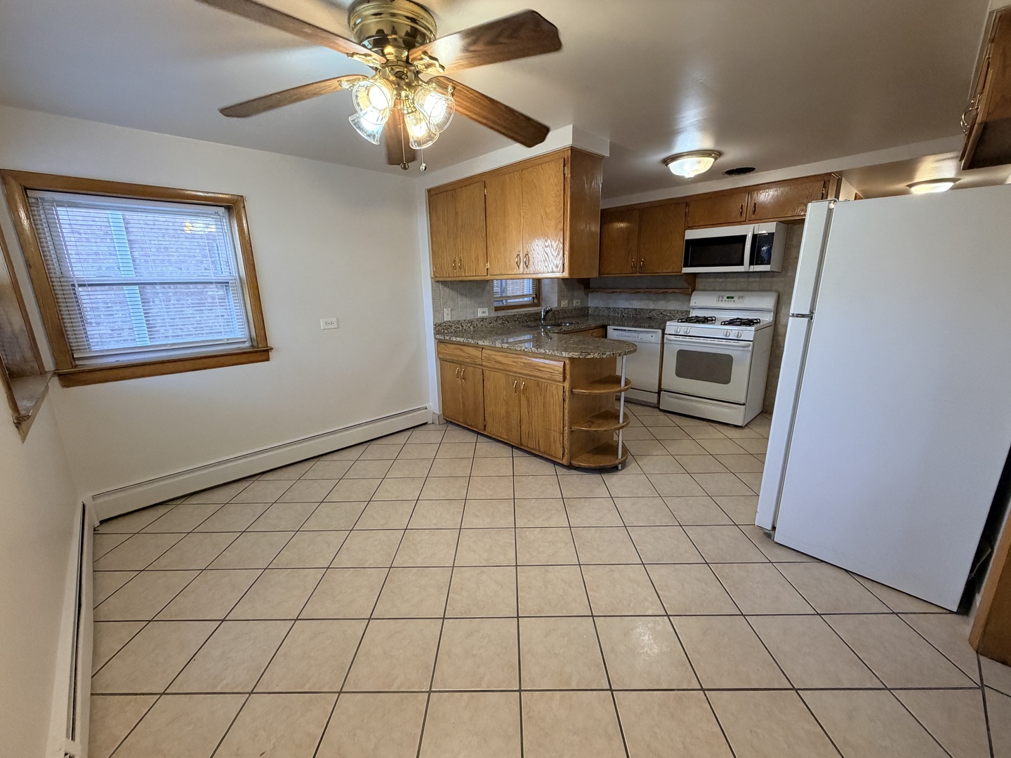 1915 S Harlem Avenue Garden Property Photo 4
