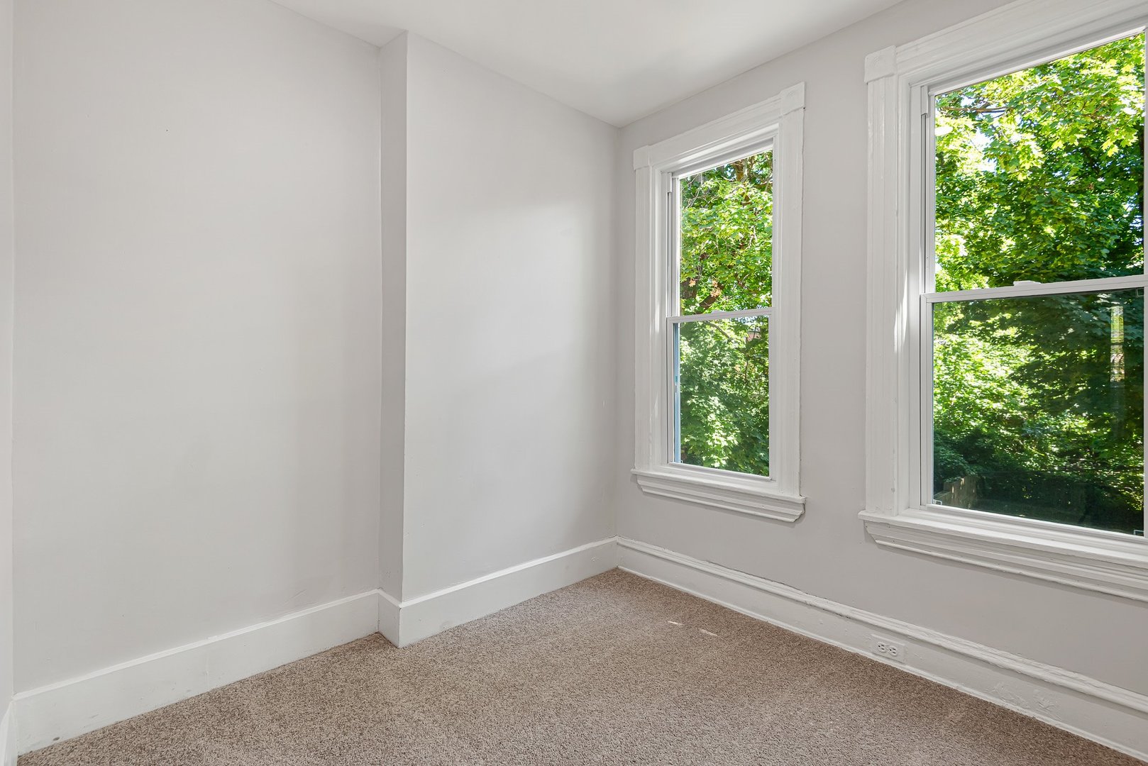 815 Vandever Avenue Property Photo 15