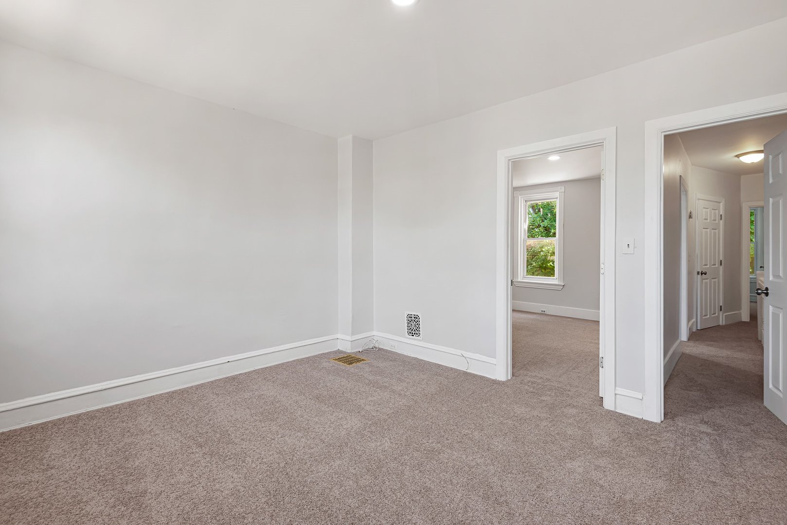 815 Vandever Avenue Property Photo 18