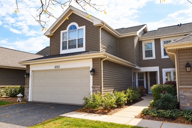 1050 Ridgefield Circle Property Photo 1