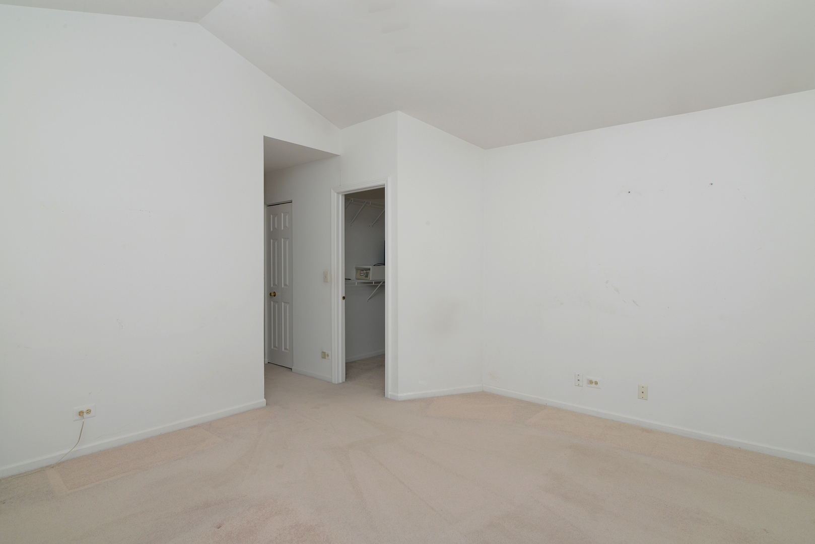 1050 Ridgefield Circle Property Photo 19