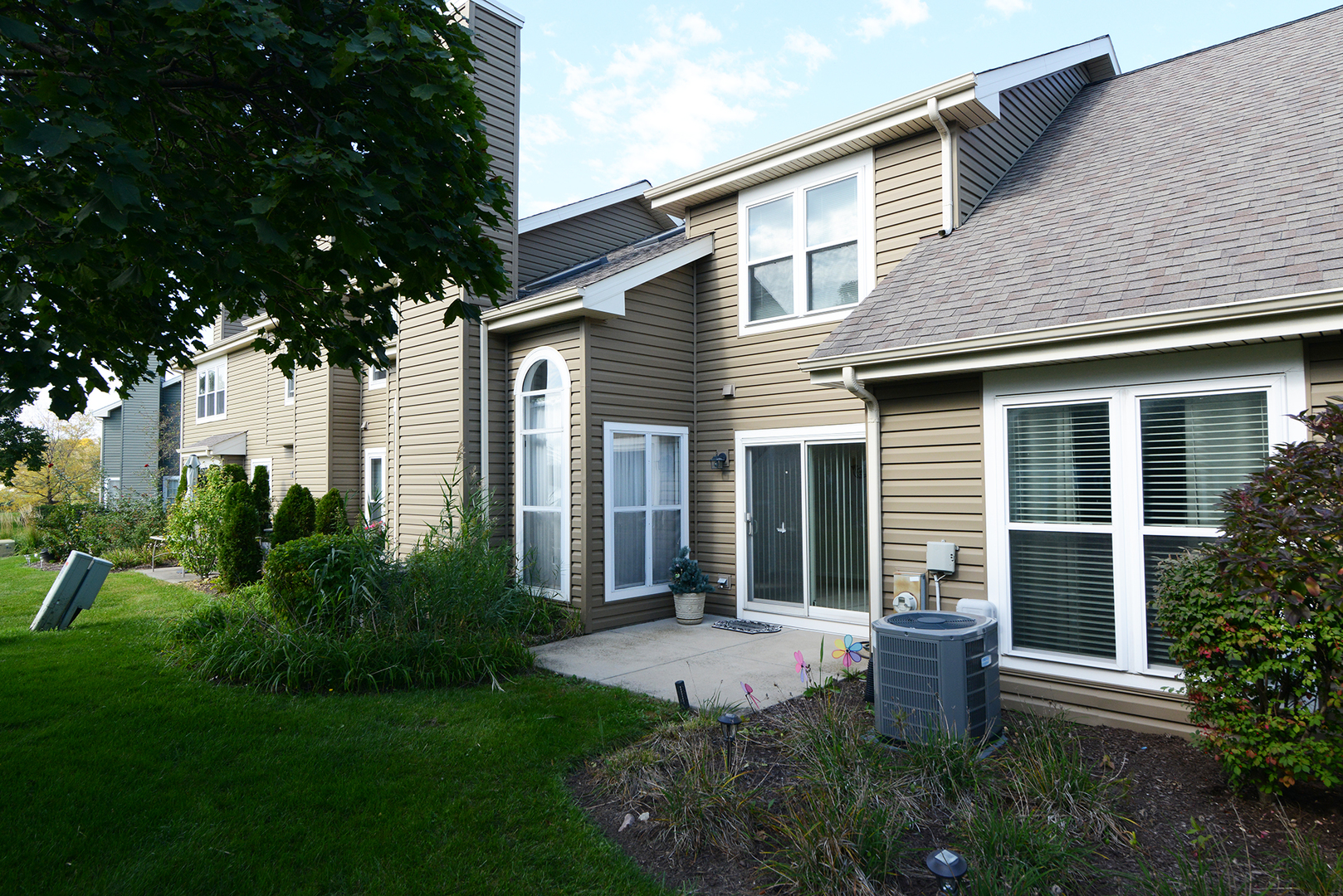 1050 Ridgefield Circle Property Photo 28