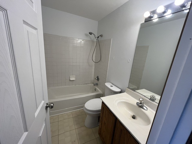 1908 Grove Avenue Property Photo 8