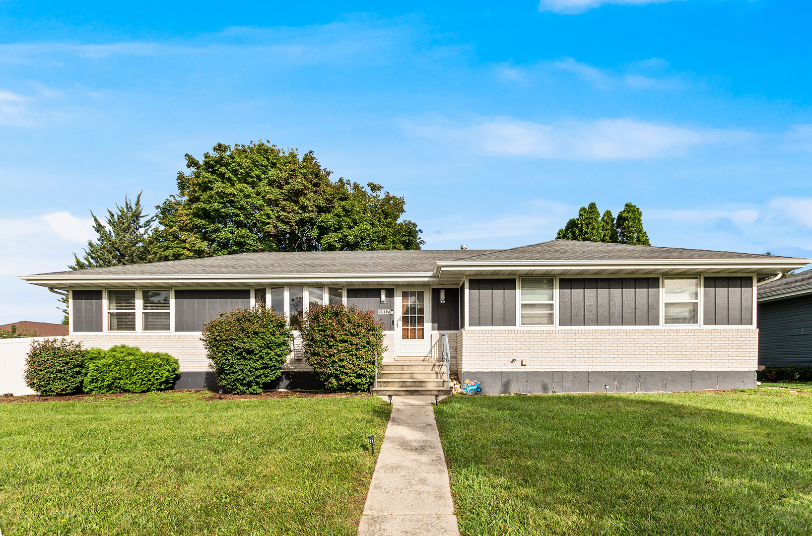 2817 Wake Island Drive Property Photo 1