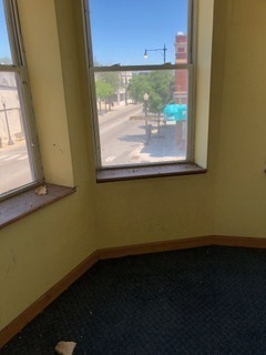 735 W 79th Street Property Photo 35