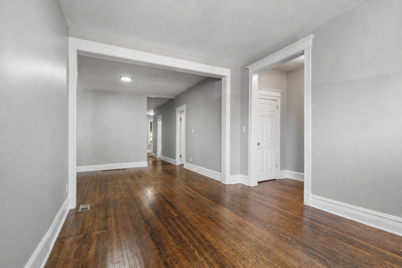 4319 W Jackson Boulevard 1 Property Photo 5