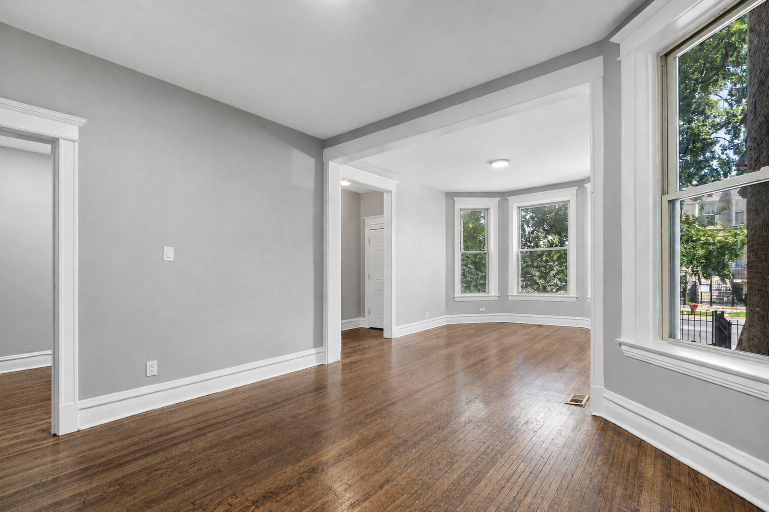 4319 W Jackson Boulevard 1 Property Photo 7