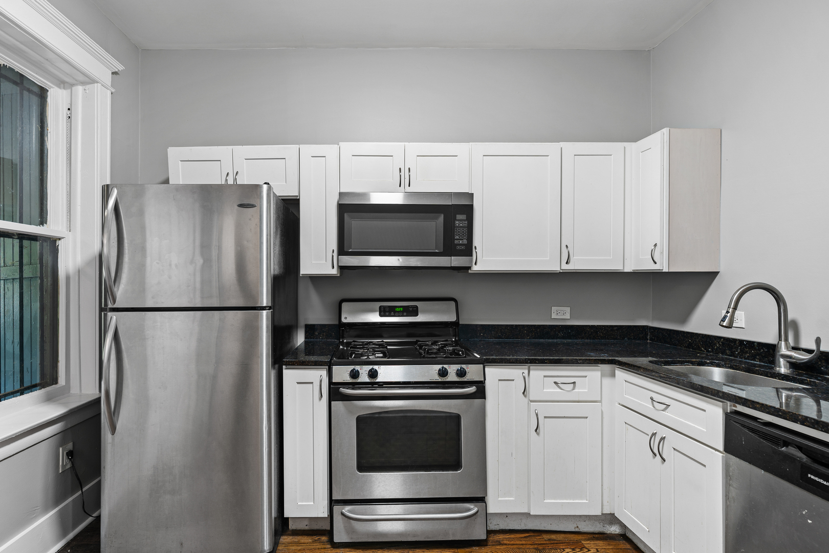 4319 W Jackson Boulevard 1 Property Photo 12