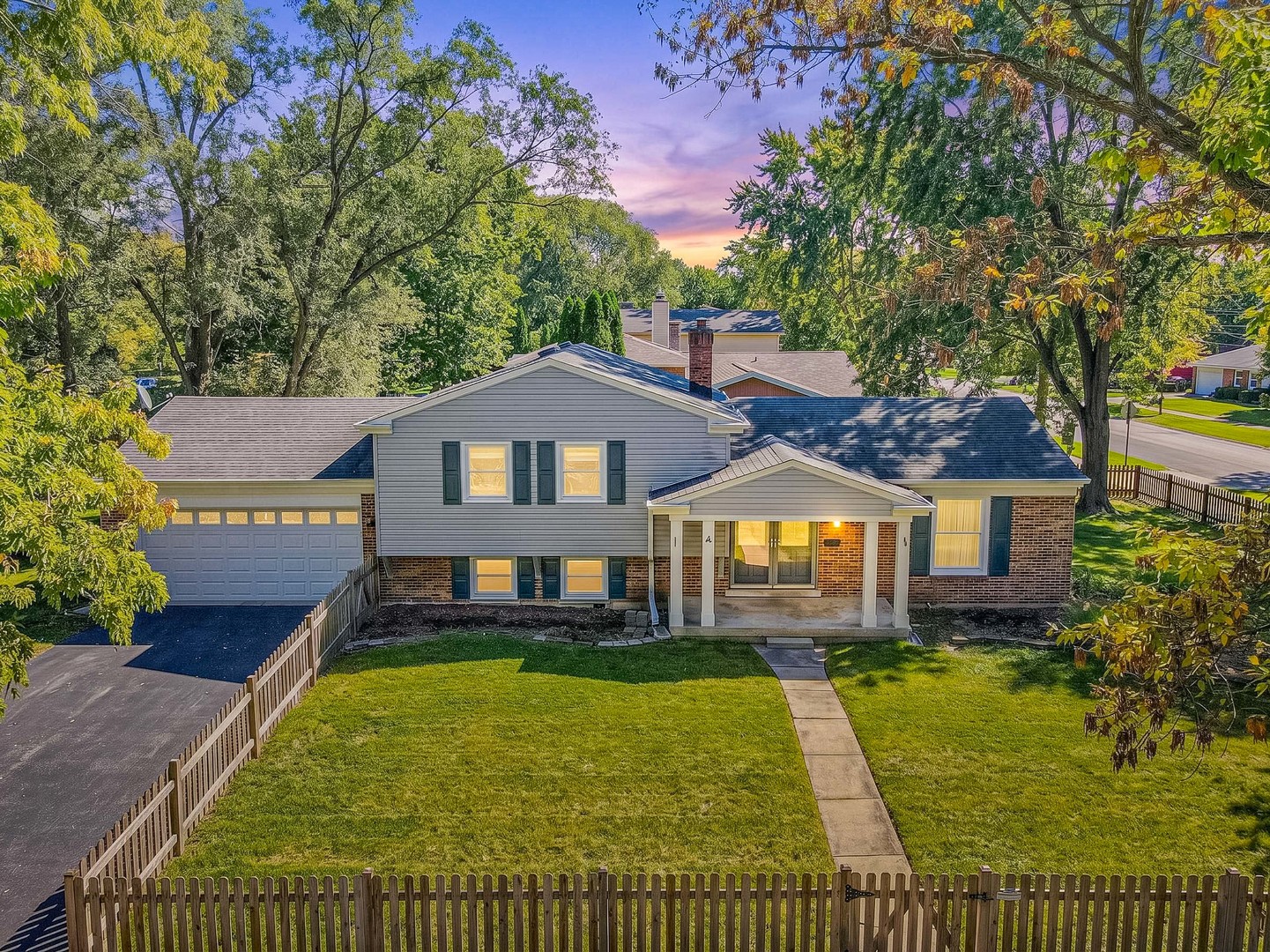4 Tamarack Avenue Property Photo 1