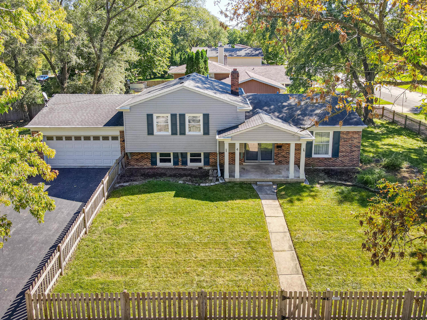 4 Tamarack Avenue Property Photo 32