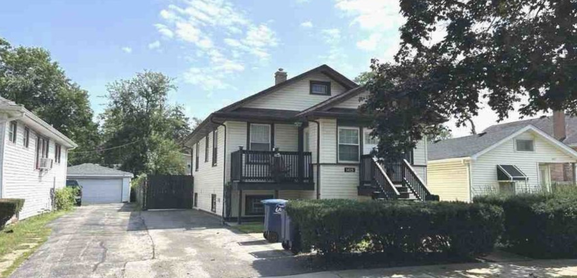 1415 S 19th Avenue Property Photo 1