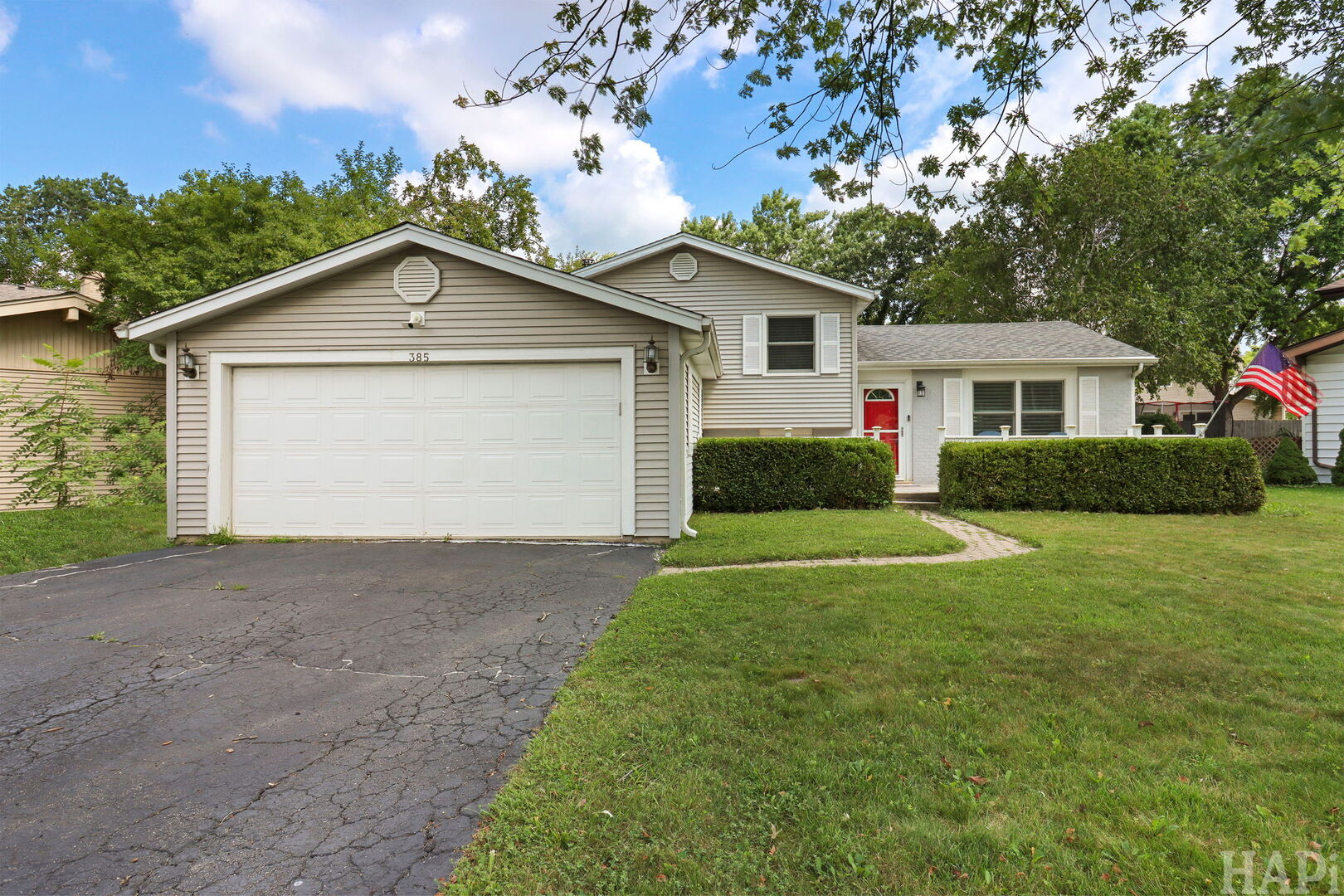 385 Northgate Road Property Photo 2