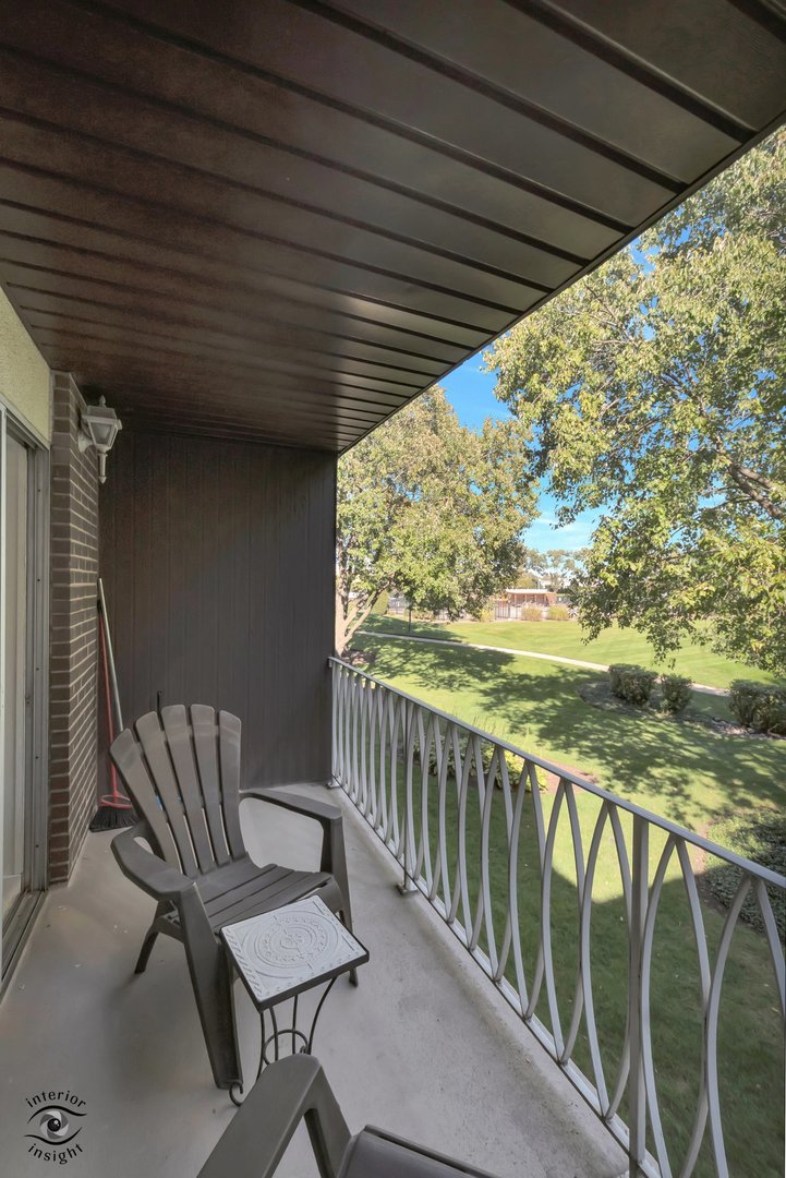 1311 S Finley Road 218 Property Photo 12
