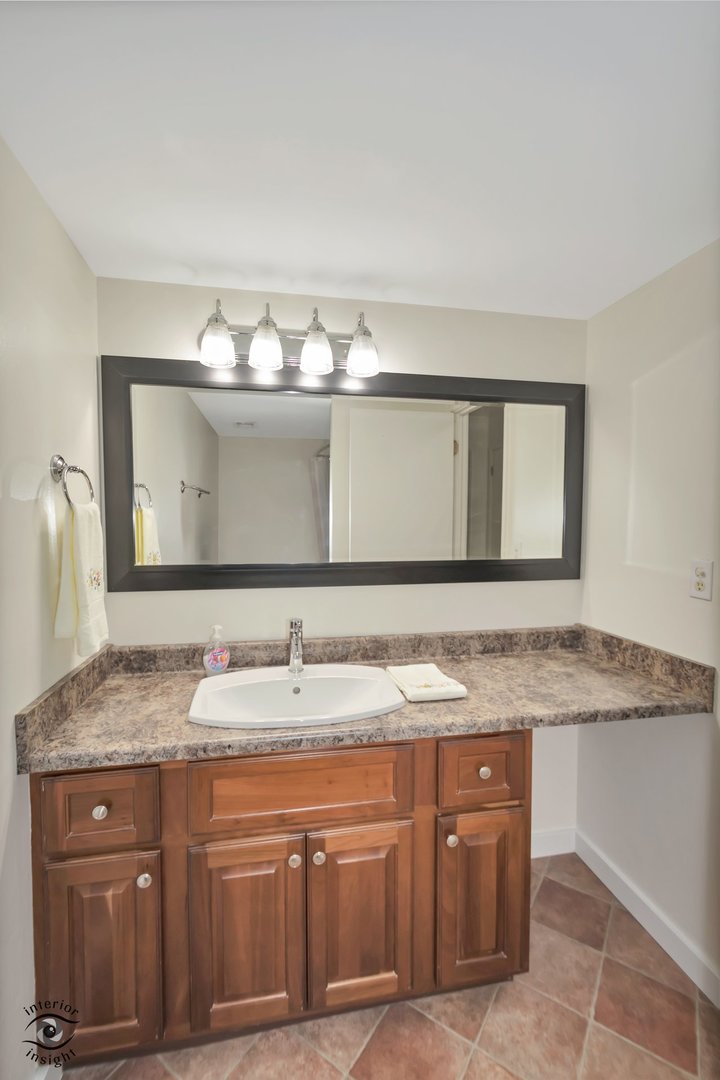 1311 S Finley Road 218 Property Photo 18