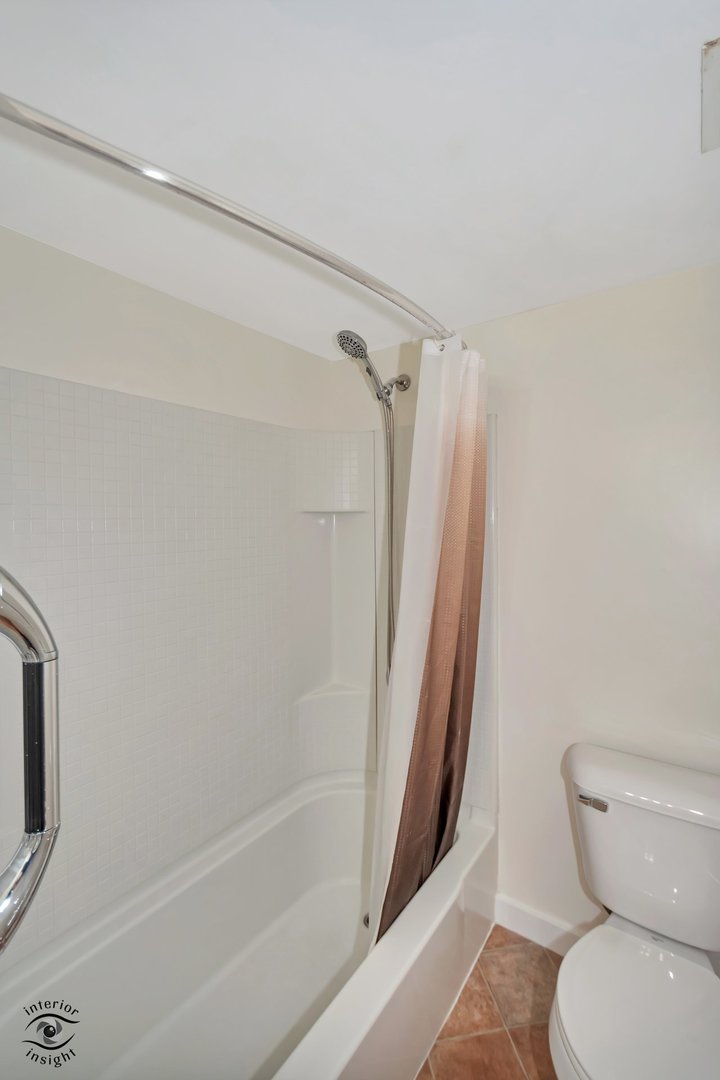 1311 S Finley Road 218 Property Photo 19