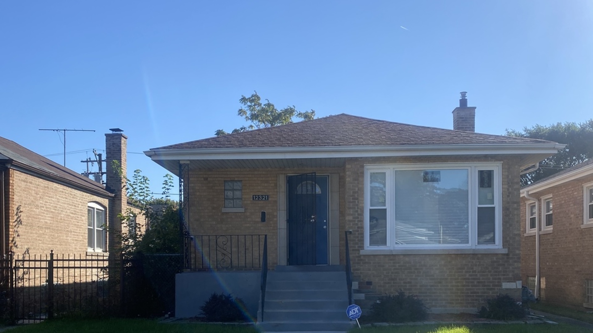 12321 S Green Street Property Photo 1