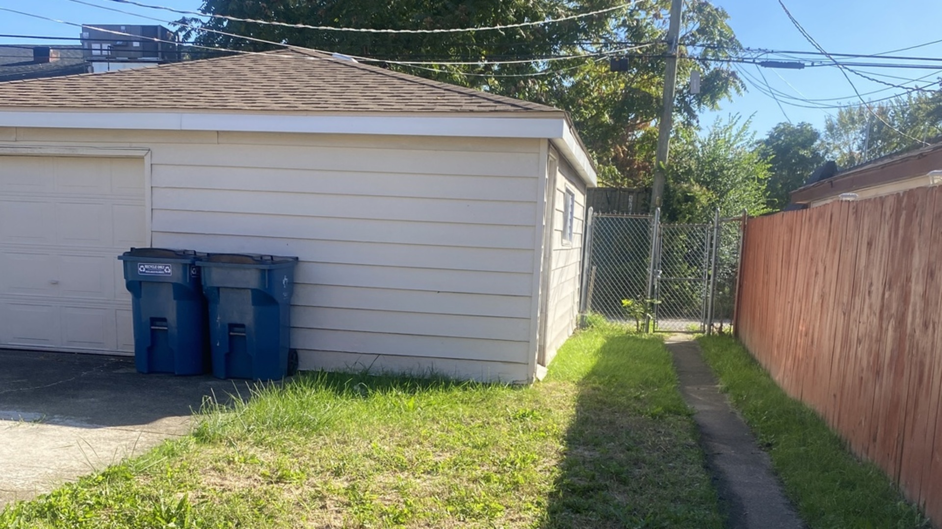 12321 S Green Street Property Photo 18