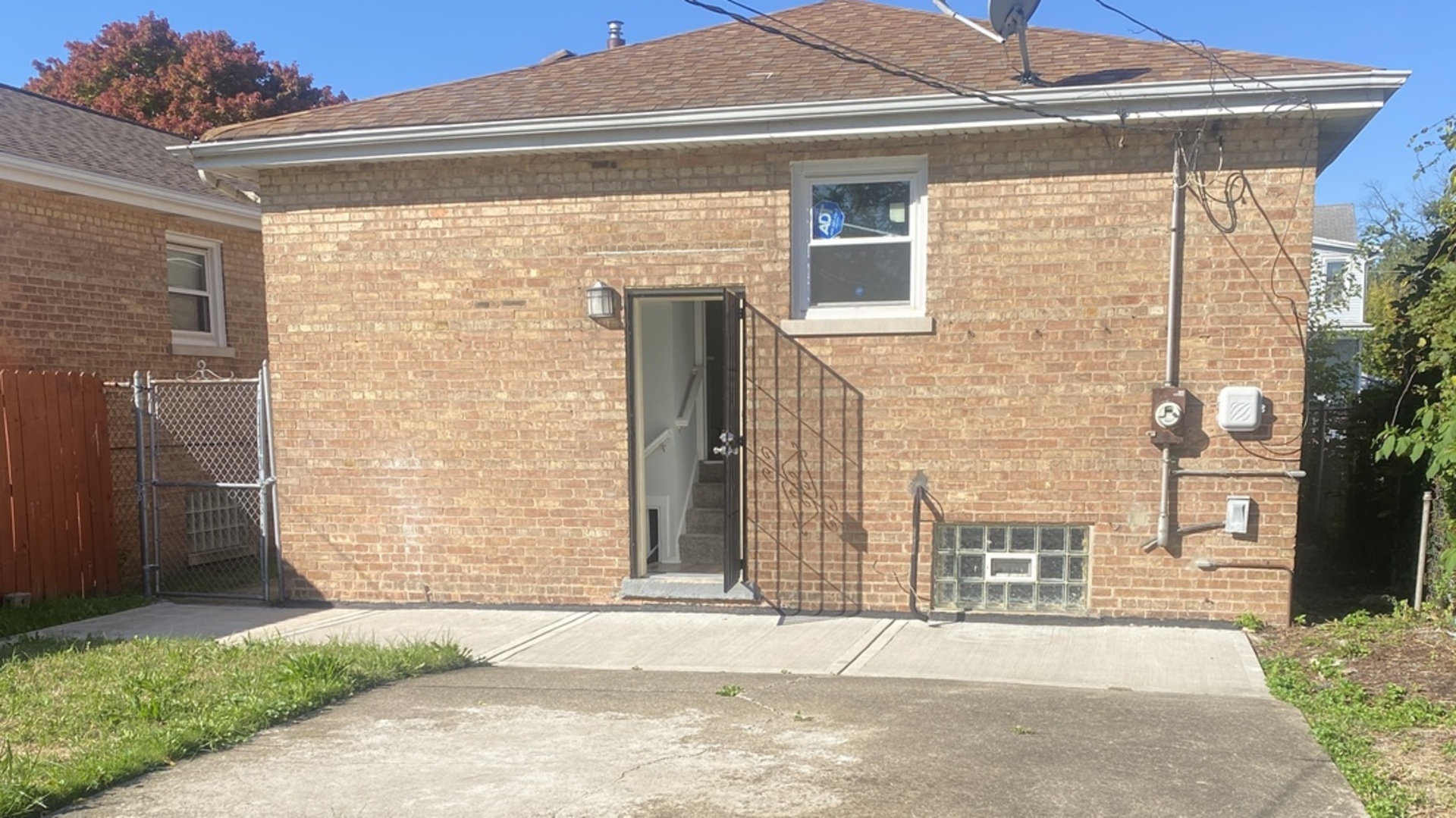 12321 S Green Street Property Photo 21